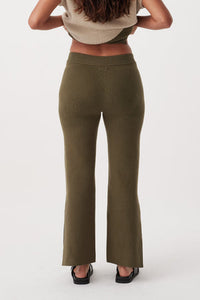 arcaa movement - ria pant - olive