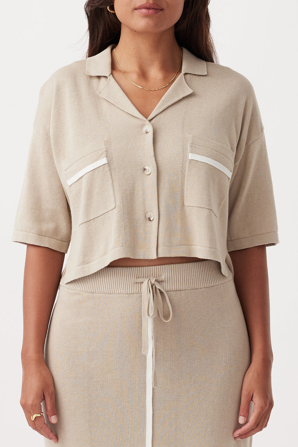 arcaa movement - quinn cropped shirt - taupe/cream