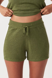 arcaa movement - larri short - caper/cream