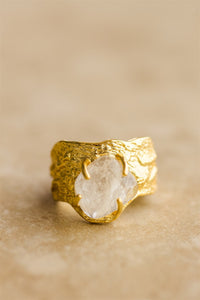 indigo & wolfe - nohea ring - gold