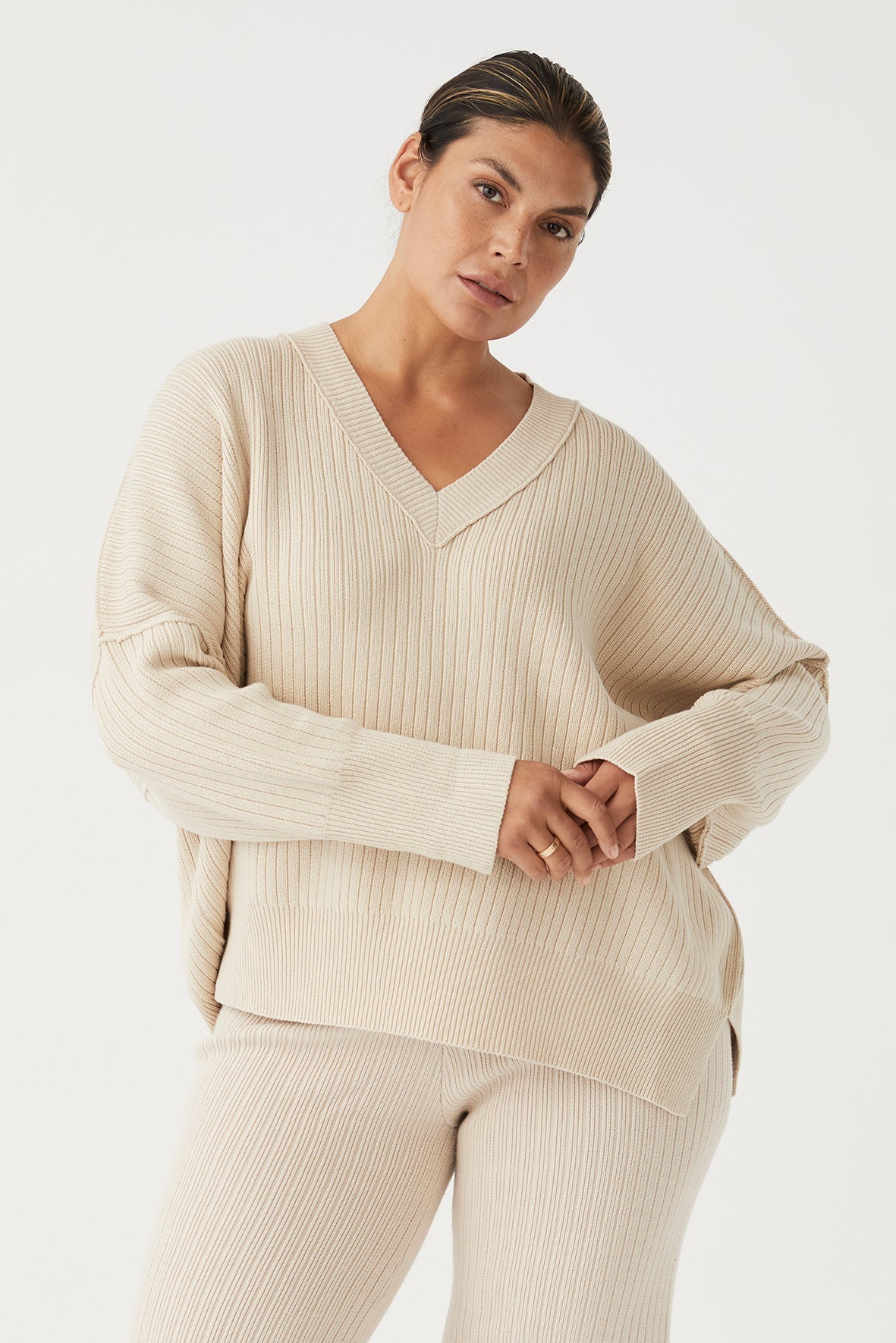 arcaa movement - vera organic knit sweater - sand