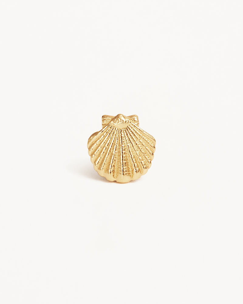 by charlotte - by the shore shell stud earrings - gold