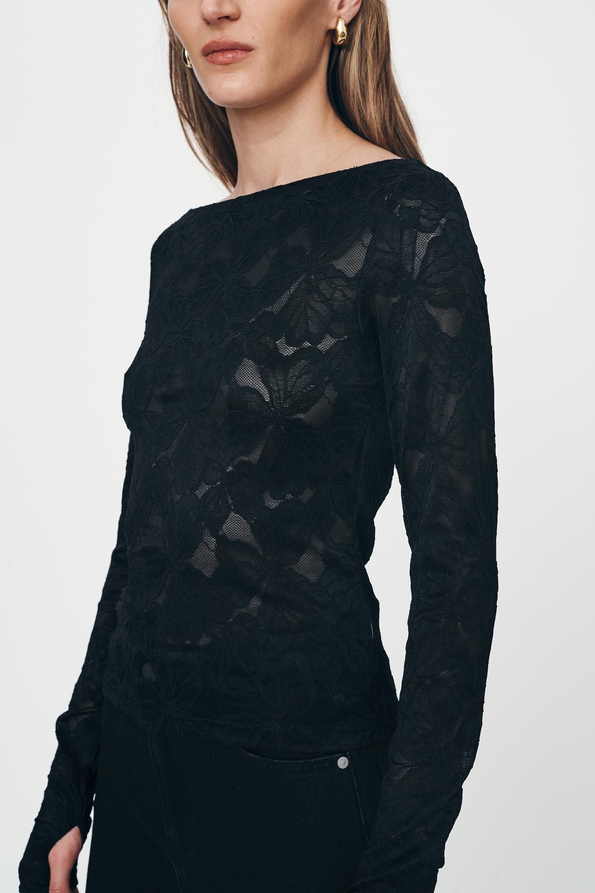 rowie the label - samantha lace top - noir