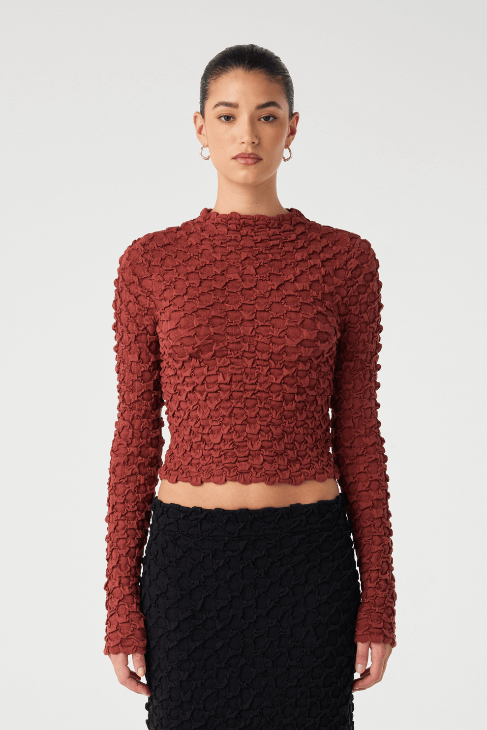arcaa movement - suvi high neck top - half red