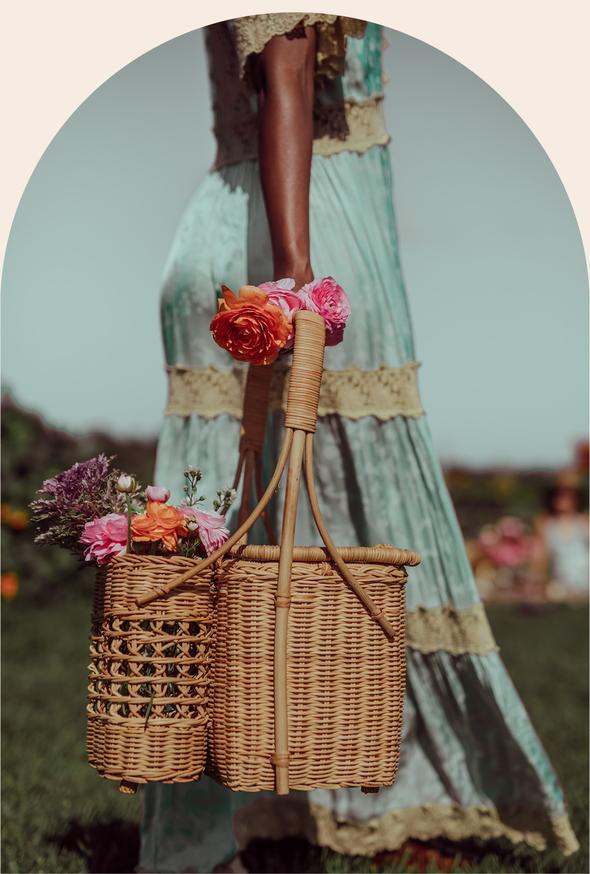 wandering folk - lovers picnic basket